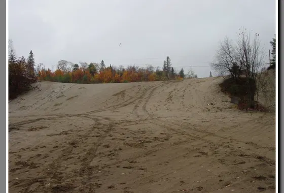 Seguin Trail photograph 1