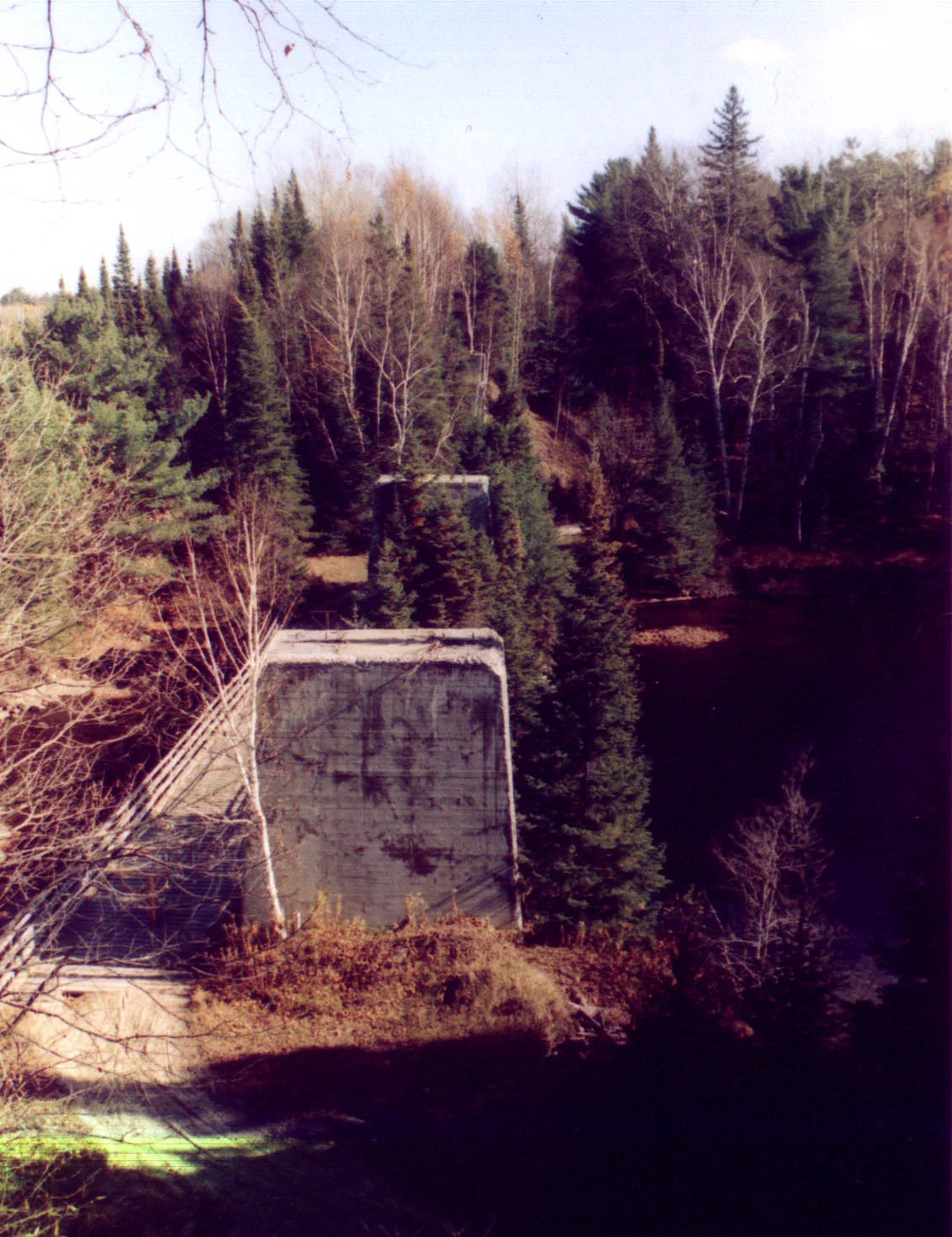 Concrete bridge pillars at the Seguin River