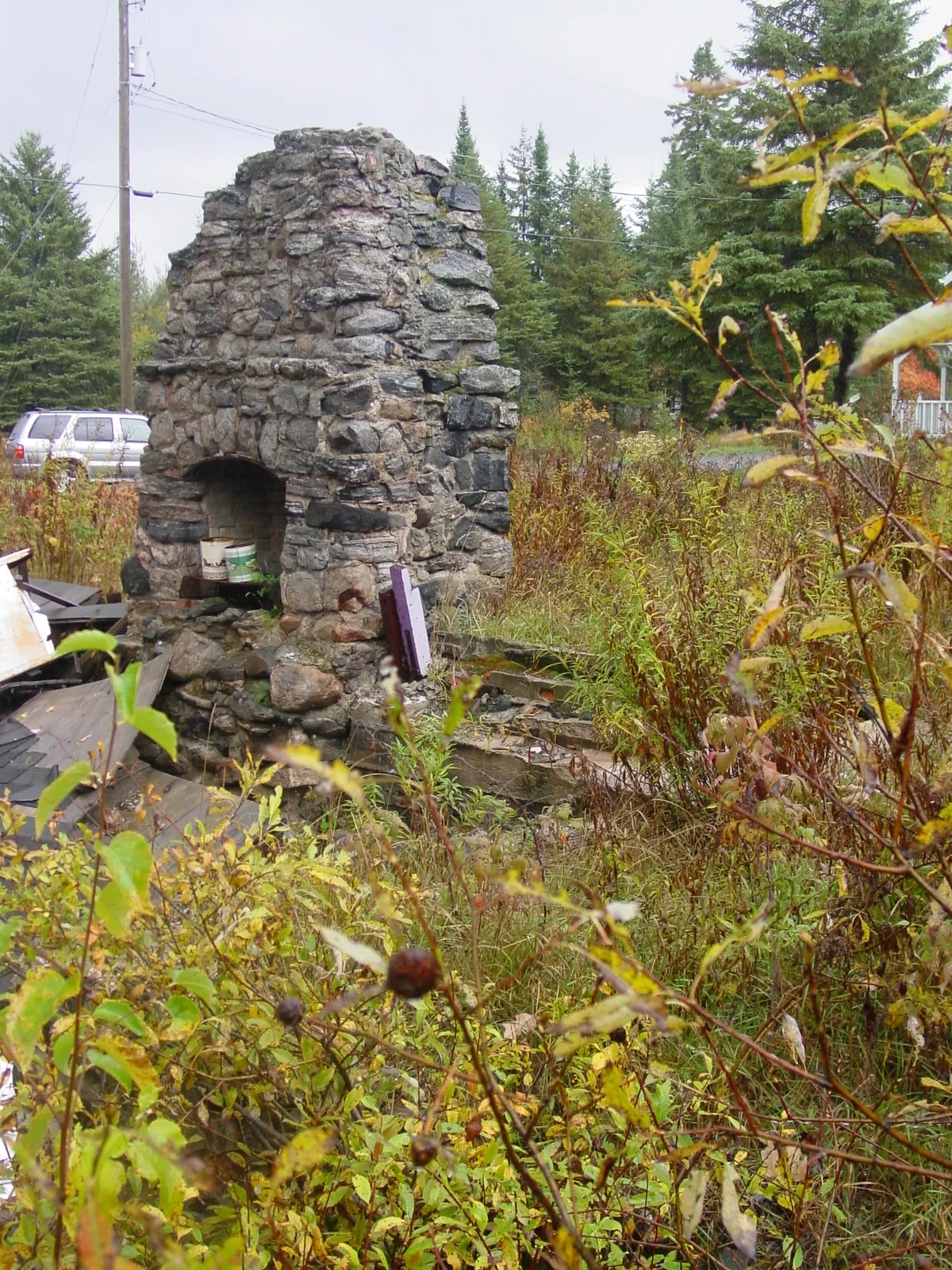 Seguin Falls hotel fireplace