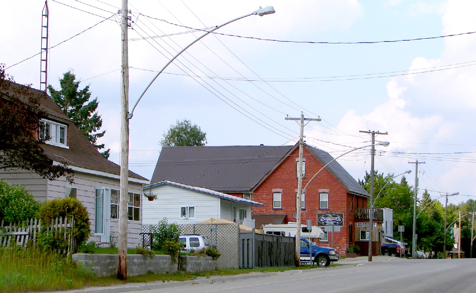 Sprucedale Ontario streetscape photographed in July 2010